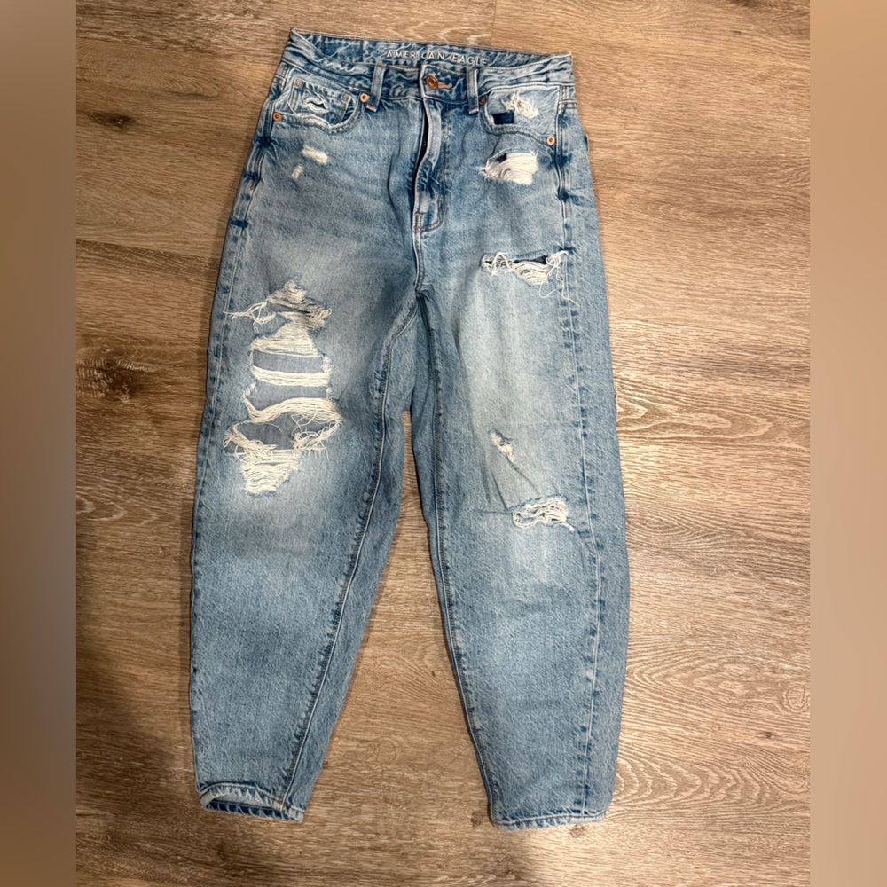 American Eagle Outfitters Relaxed Light Blue Distressed Jeans